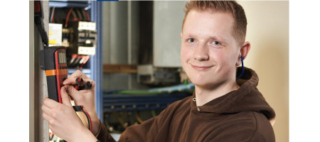 What apprentices can expect at TWE during their apprenticeship?